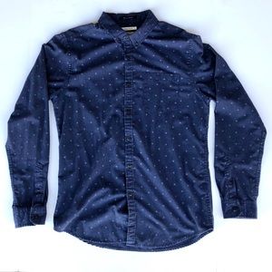 Long sleeve casual shirt